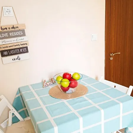 Stylish New Apartment, Location Apartment Varna